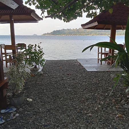 Pelangi Homestay Bungalow Gili Gede Sekotong Exterior foto