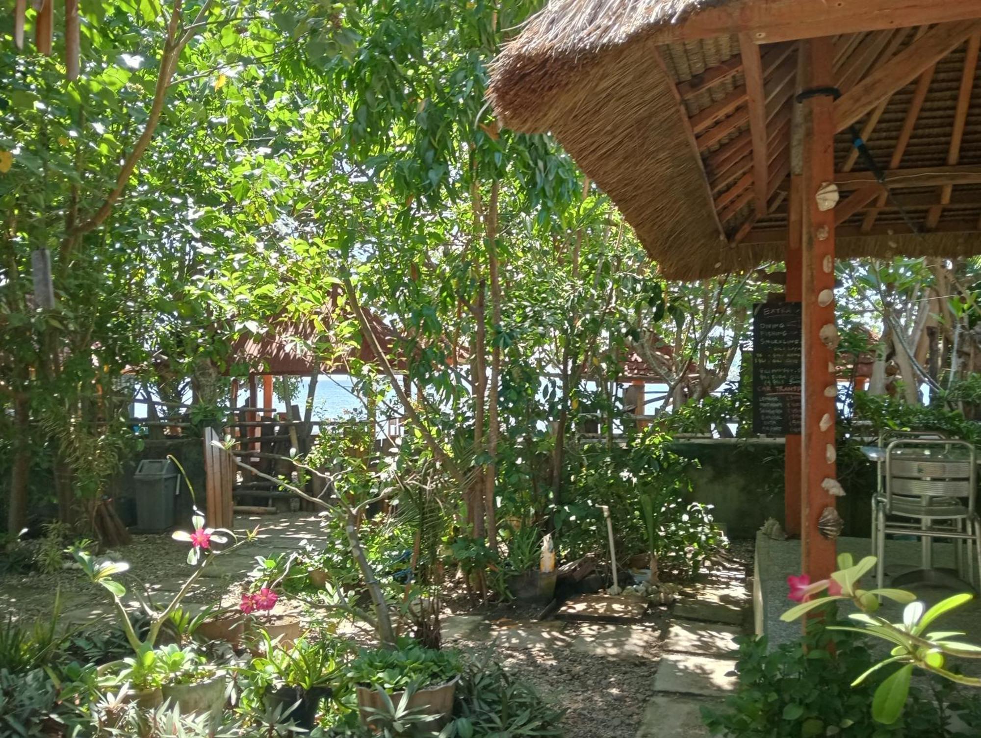 Pelangi Homestay Bungalow Gili Gede Sekotong Exterior foto