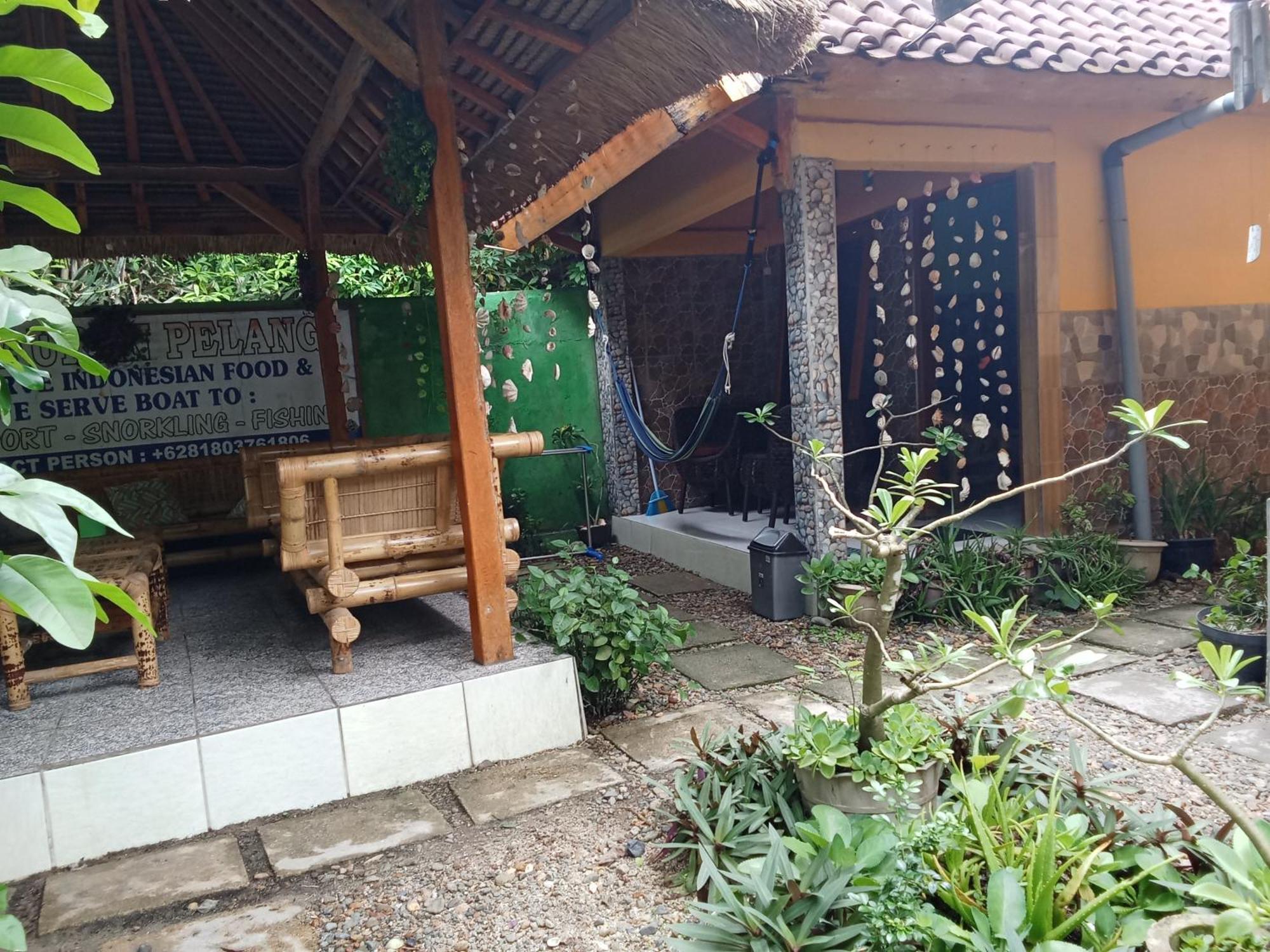 Pelangi Homestay Bungalow Gili Gede Sekotong Quarto foto